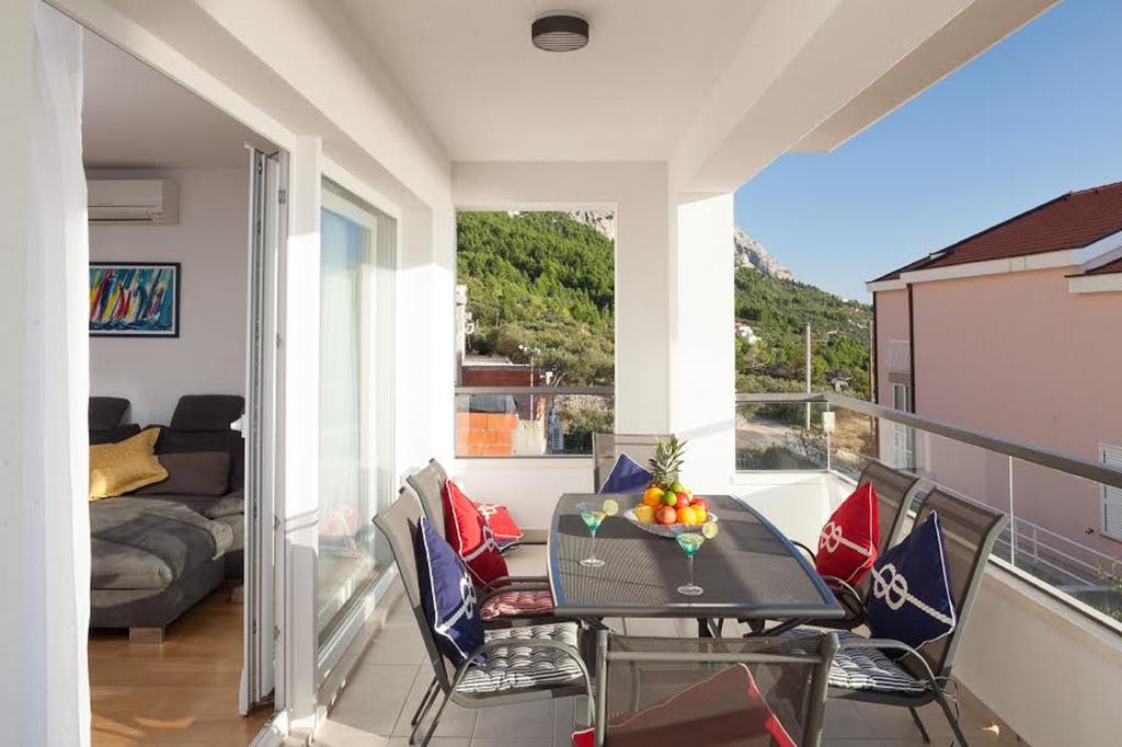 Apartman Malu Makarska Esterno foto
