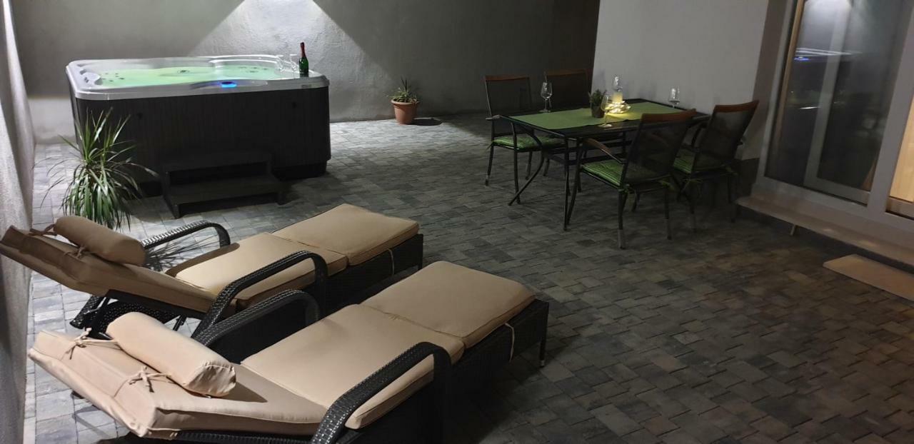 Apartman Malu Makarska Esterno foto