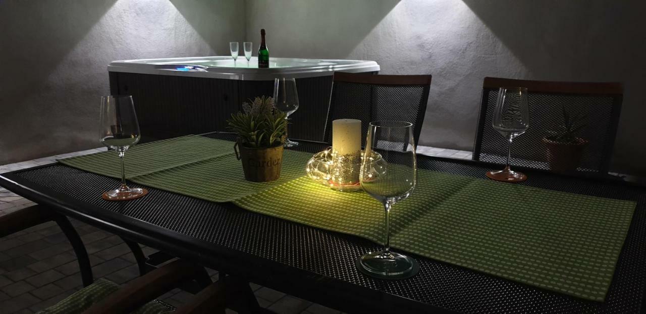 Apartman Malu Makarska Esterno foto